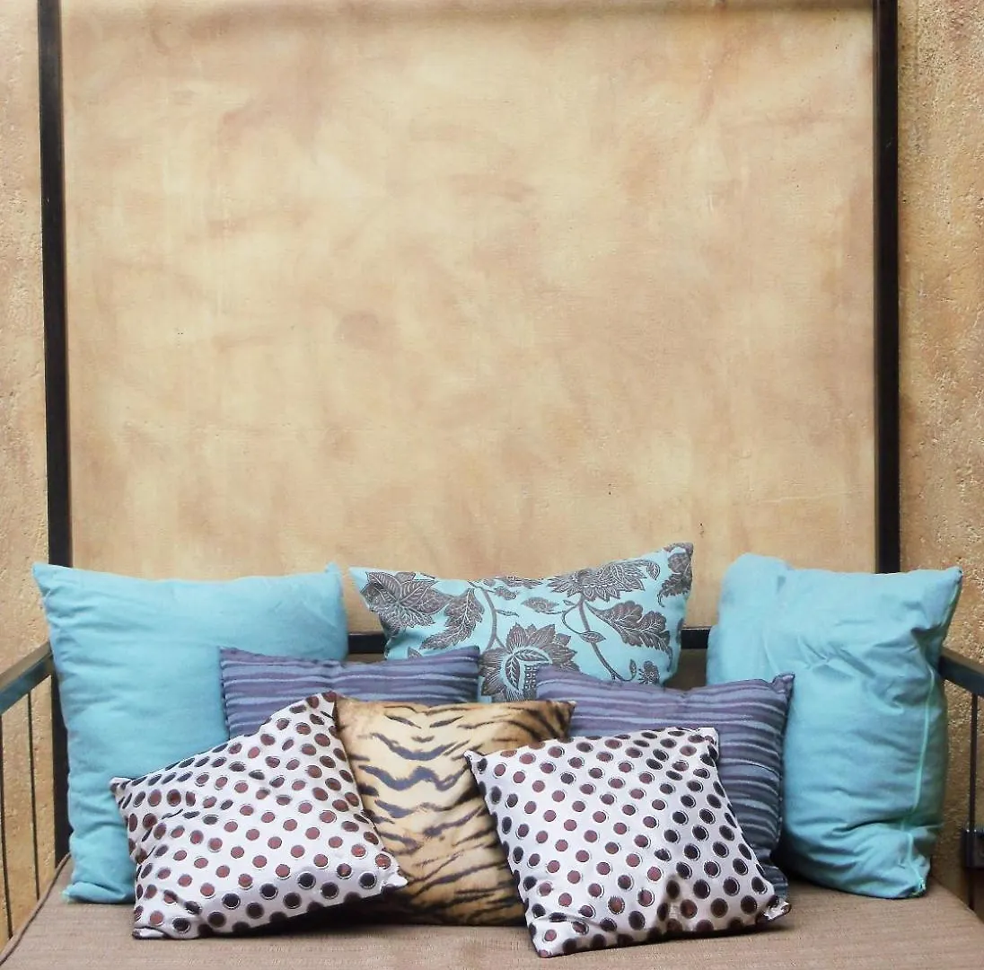 One32 Guest House Kingston